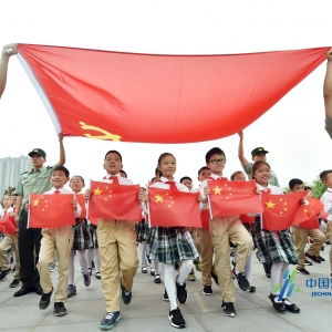 “強(qiáng)國(guó)少年說(shuō) 與國(guó)共奮進(jìn)”南京市少先隊(duì)紅色經(jīng)典“誦讀學(xué)傳”系列活動(dòng)全面啟動(dòng) ...